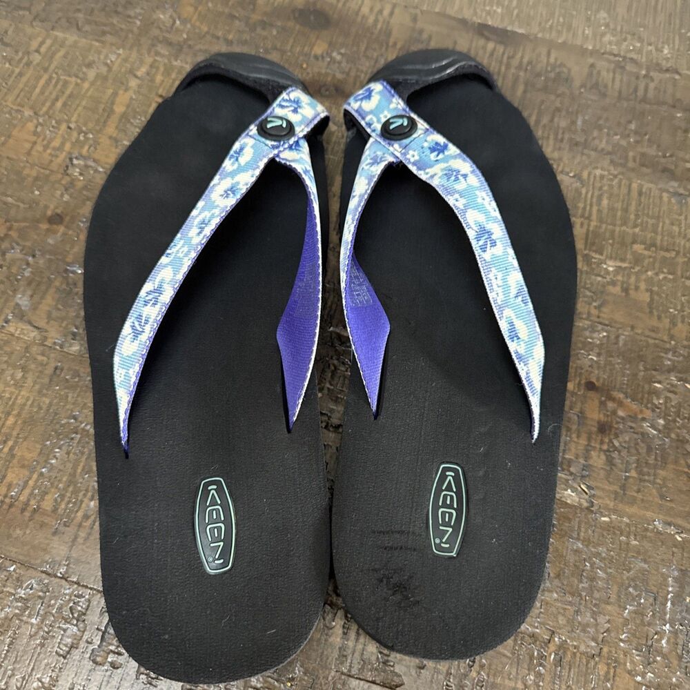 KEEN Flip Flop Thong Sandal Waimea Floral Bumper Toe Womens size 9.5 Gorpcore
